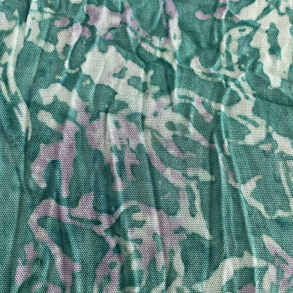 Fringed Tie Dye Wrap/Cover Up/Scarf Green White Purple OS No Brand Fabric Tags - Picture 4 of 5